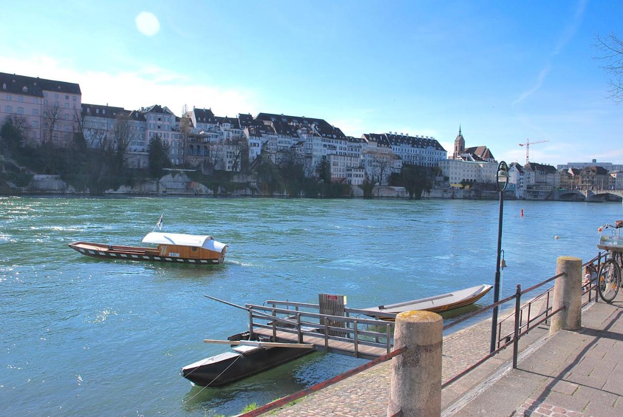Riverside Basel Exterior foto